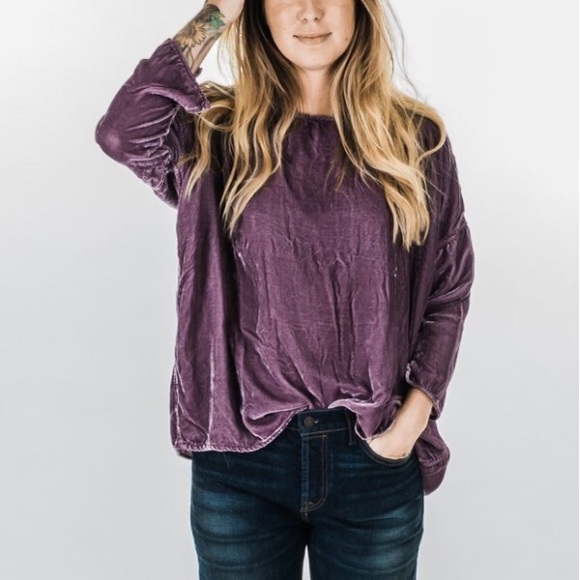 CP Shades Tops - EUC CP Shades Velvet Sibella boatneck Top Size XS